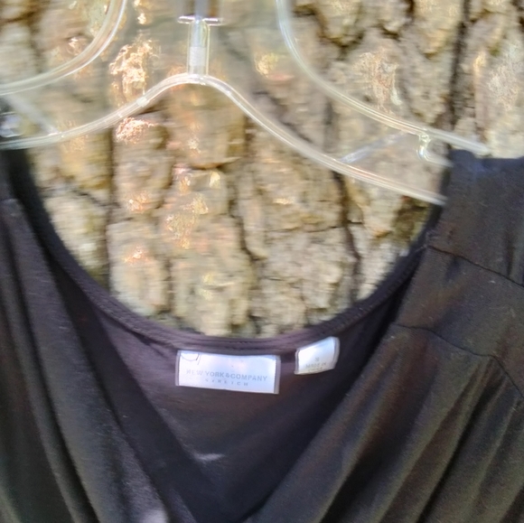 New York and Company Blouse in size S - Picture 2 of 3